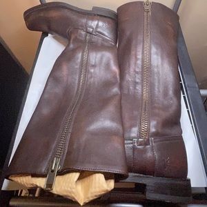✨FRYE Tall Leather Brown Boots worn once….💫